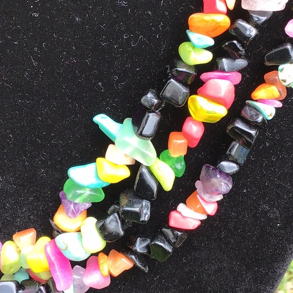 Festive, vibrant Genuine multi-colored Crystal necklace - Picture 2 of 3